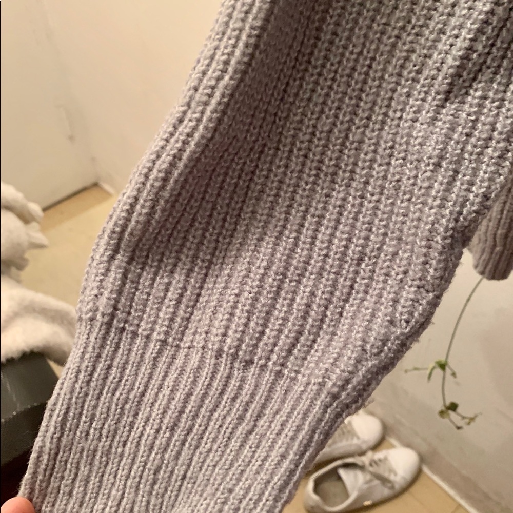 Dynamite Grey Sweater - Picture 14 of 14